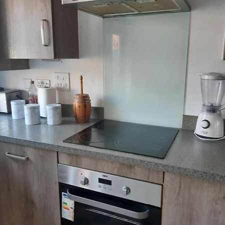 Our Guests Are Royal Apartment Higham Ferrers Ngoại thất bức ảnh